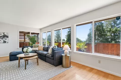 Living - 7051 Mesa Dr, Aptos, CA 95003 photo 3 of 10