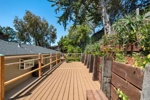 Exterior - 7051 Mesa Dr, Aptos, CA 95003 photo 7 of 21