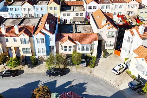 View/Area - 128 Orsi Cir, San Francisco, CA 94124 photo 1 of 3