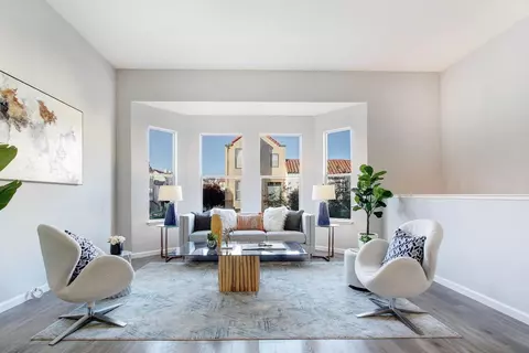 Living - 128 Orsi Cir, San Francisco, CA 94124 photo 2 of 5