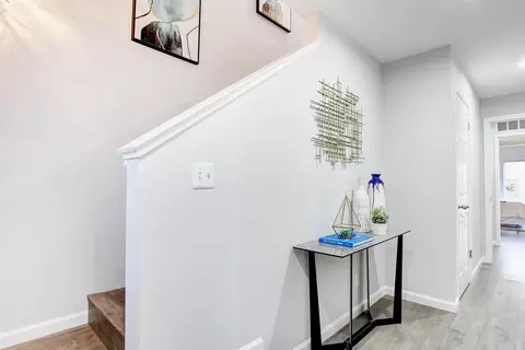 Entry Way - 128 Orsi Cir, San Francisco, CA 94124 photo 4 of 4