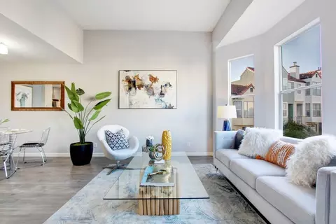 Living - 128 Orsi Cir, San Francisco, CA 94124 photo 3 of 5