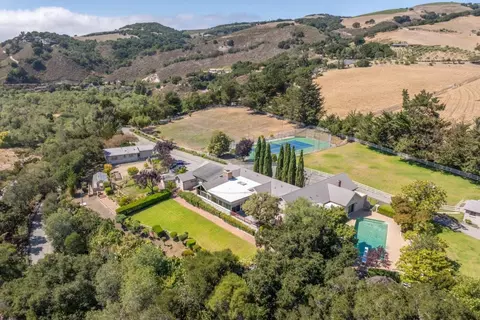 22 Rancho Fiesta Rd, Carmel Valley, CA 93924