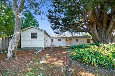 709 Riverview Dr, Capitola, CA 95010