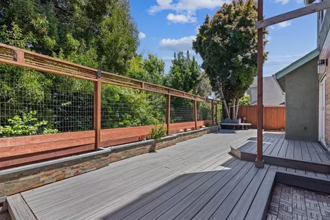 384 Moonraker Dr, Vallejo, CA 94590 photo 23