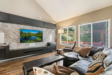 384 Moonraker Dr, Vallejo, CA 94590 photo 8