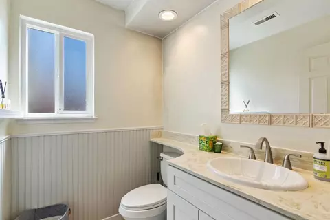 384 Moonraker Dr, Vallejo, CA 94590 photo 20