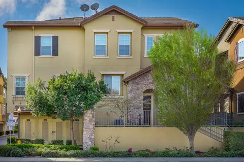 481 Torrey Pine Ter, Sunnyvale, CA 94086