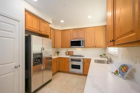 481 Torrey Pine Ter, Sunnyvale, CA 94086 photo 8