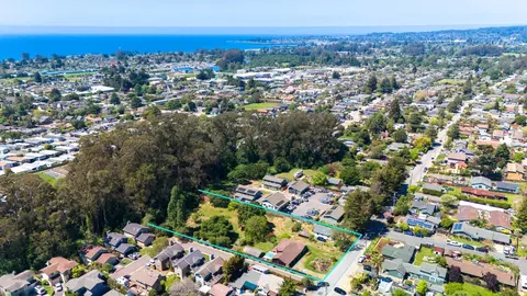2378 Harper St, Santa Cruz, CA 95062