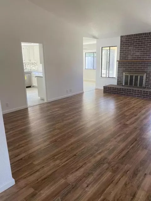 Living - 396 Lancaster Dr, Manteca, CA 95336 photo 4 of 5