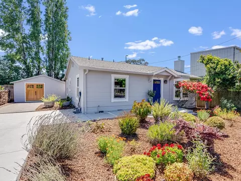 510 Mello Ln, Santa Cruz, CA 95062