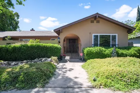 1008 Lexington Dr, Modesto, CA 95350 photo 4