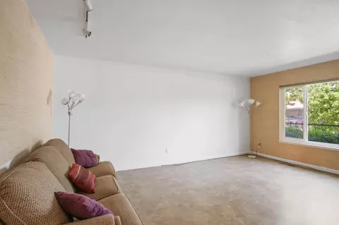 1008 Lexington Dr, Modesto, CA 95350 photo 8