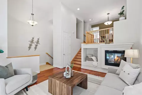128 Holly Ter, Sunnyvale, CA 94086