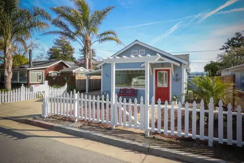 4570 Crystal St, Capitola, CA 95010 photo 5