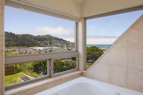 712 Corona Dr, Pacifica, CA 94044 photo 12
