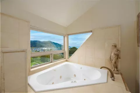 712 Corona Dr, Pacifica, CA 94044 photo 11
