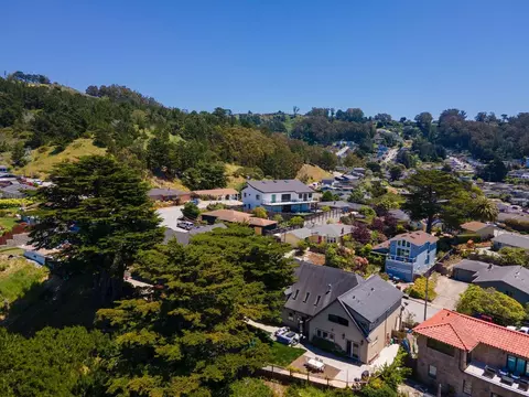 712 Corona Dr, Pacifica, CA 94044 photo 43