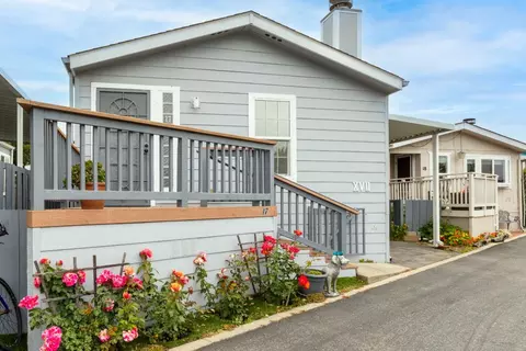 1555 Merrill St 17, Santa Cruz, CA 95062