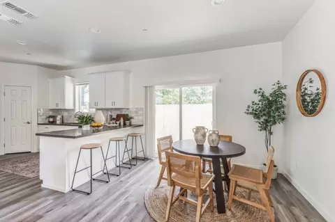 5443 Clint Pl, Sacramento, CA 95838