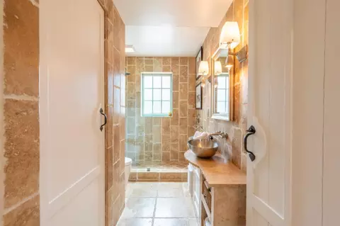 151 Highland Dr, Carmel, CA 93923 photo 8