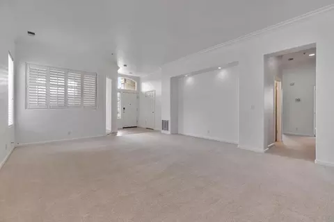 1836 Gamay Way, Salinas, CA 93906 photo 8