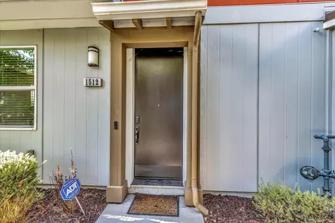1512 Bond St, Milpitas, CA 95035 photo 4
