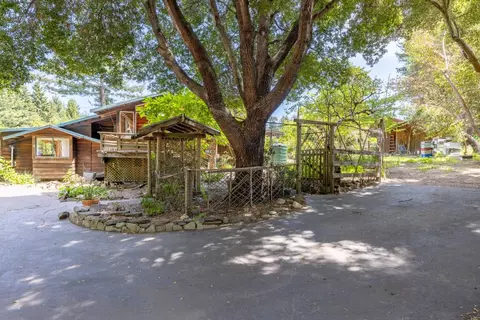 1050 Larsen Rd, Aptos, CA 95003 photo 5