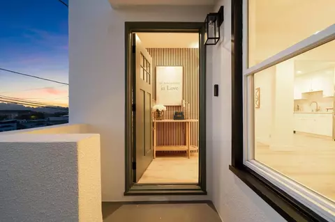 255 Prague St, San Francisco, CA 94112 photo 3