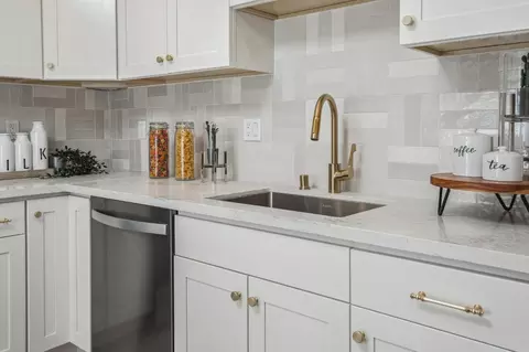 255 Prague St, San Francisco, CA 94112 photo 28