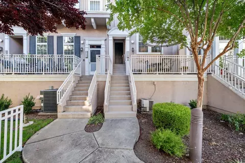 3746 Whitworth Dr, Dublin, CA 94568 photo 2