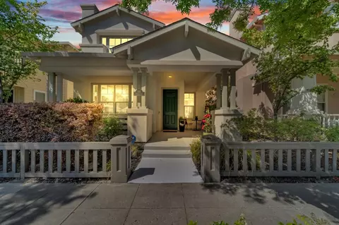 545 Minton Ln, Mountain View, CA 94041