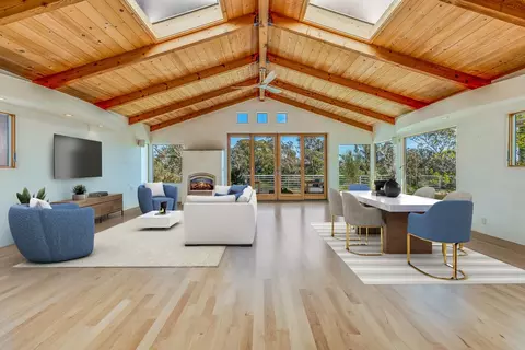 204 9th Ave, Santa Cruz, CA 95062