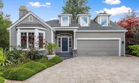 15 Oak Hollow Way, Menlo Park, CA 94025