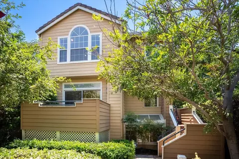 1163 La Rochelle Ter G, Sunnyvale, CA 94089