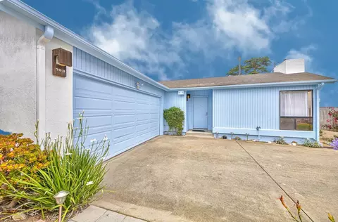 193 Linde Cir, Marina, CA 93933 photo 3