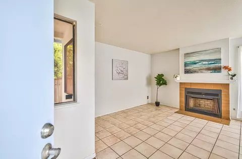 193 Linde Cir, Marina, CA 93933 photo 4