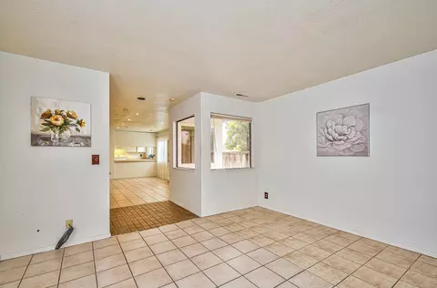 193 Linde Cir, Marina, CA 93933 photo 6