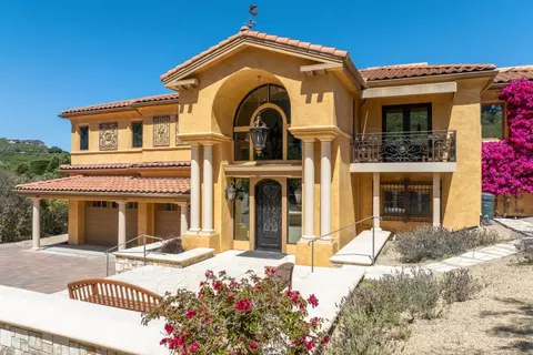 11531 Spur Rd, Monterey, CA 93940 photo 3