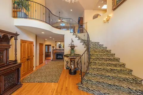 11531 Spur Rd, Monterey, CA 93940 photo 5