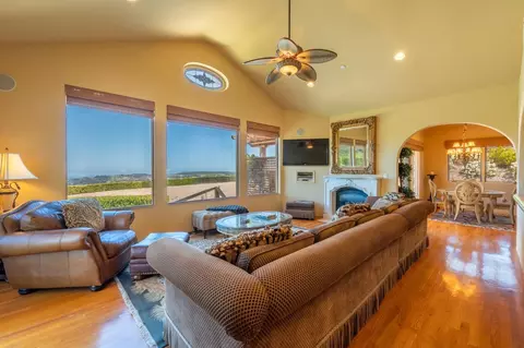 11531 Spur Rd, Monterey, CA 93940 photo 11