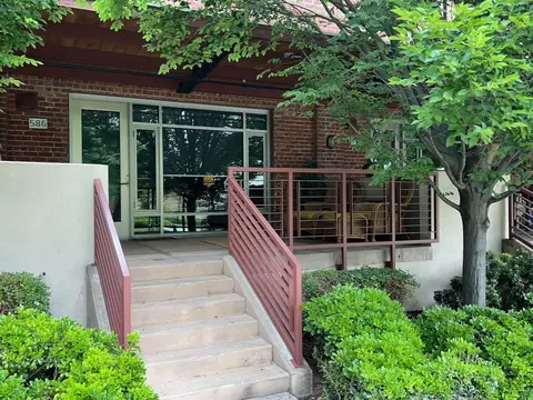 586 Manzana Pl, San Jose, CA 95112