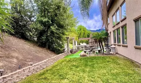 Exterior - 29870 Watson Ct, Highland, CA 92346 photo 9 of 10