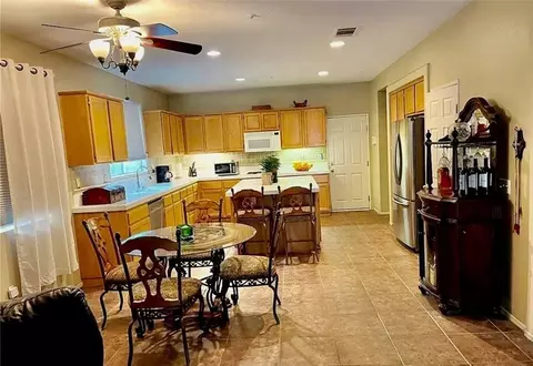 Kitchen - 29870 Watson Ct, Highland, CA 92346 photo 1 of 1