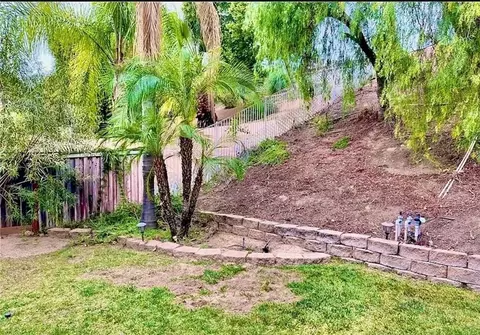 Exterior - 29870 Watson Ct, Highland, CA 92346 photo 7 of 10