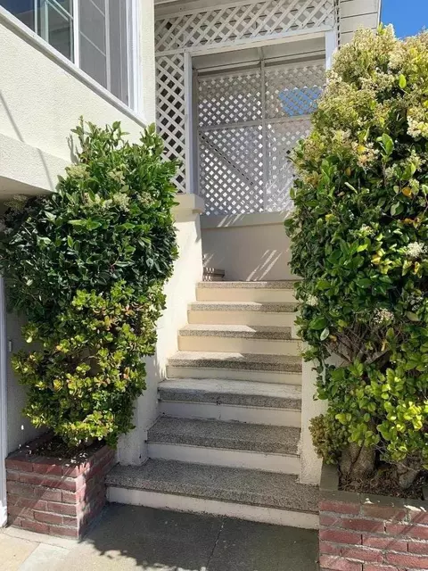 129 Allison St, San Francisco, CA 94112 photo 4