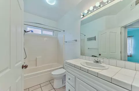 985 Crestview St, Salinas, CA 93906 photo 17