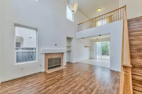 985 Crestview St, Salinas, CA 93906 photo 4