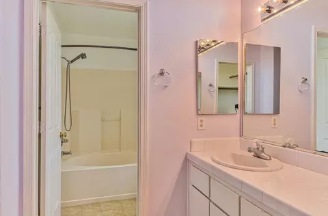 985 Crestview St, Salinas, CA 93906 photo 24
